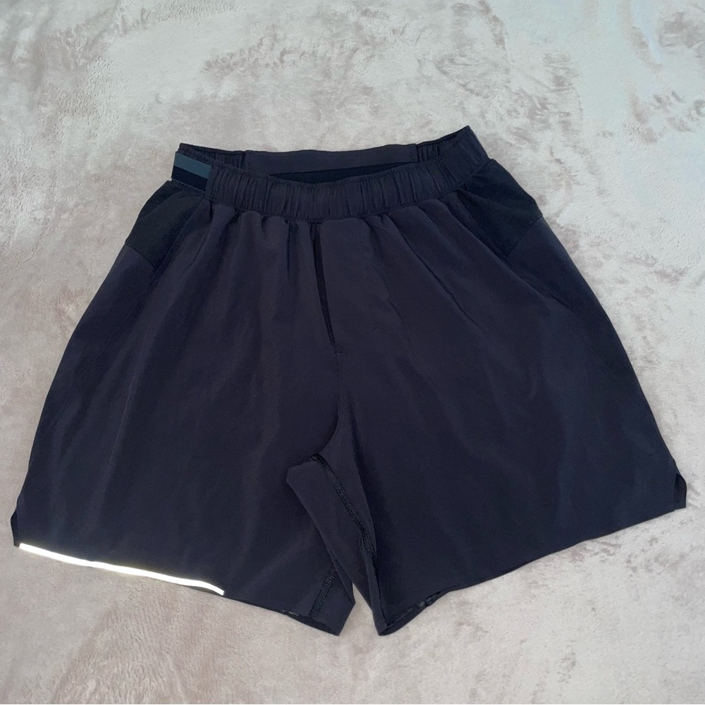 Lululemon short size S - Picture 3 of 13